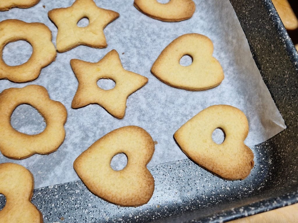 Dinkelplätzchen mit Orangenfüllung