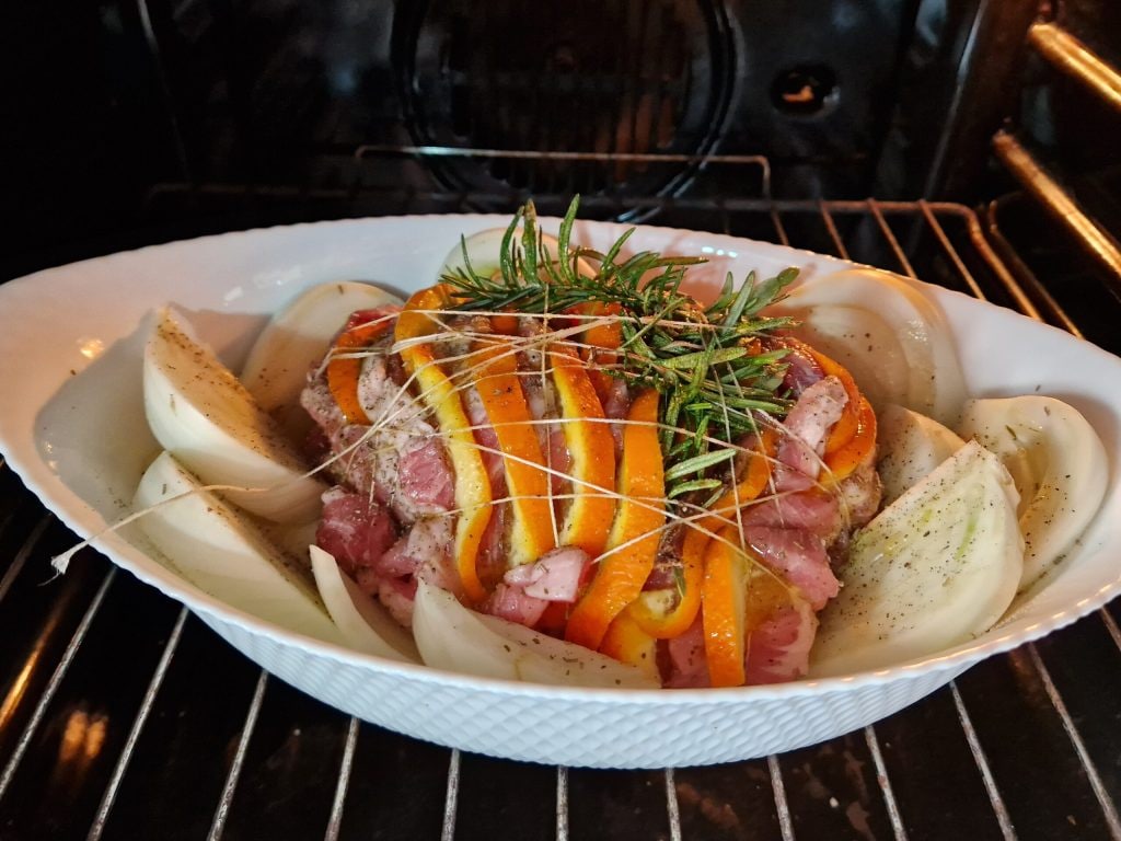 Der Schweinsbraten mit Orangen und Fenchel