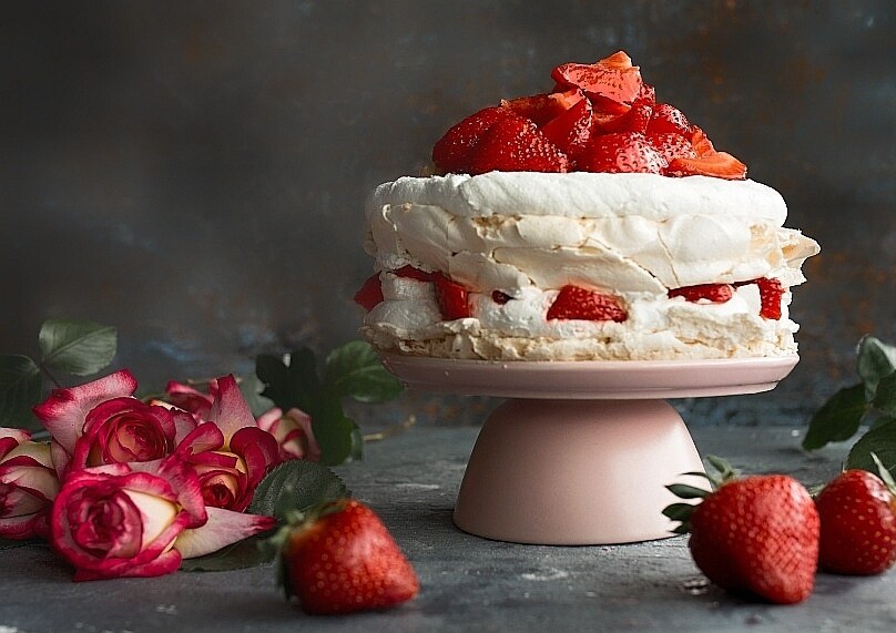 KLASSISCHE ERDBEER-BEISCHLAG-TORTE