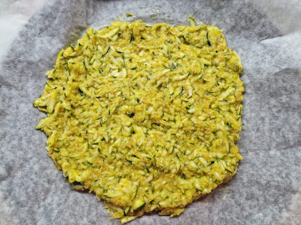 Zucchinikuchen in der Mikrowelle gebacken
