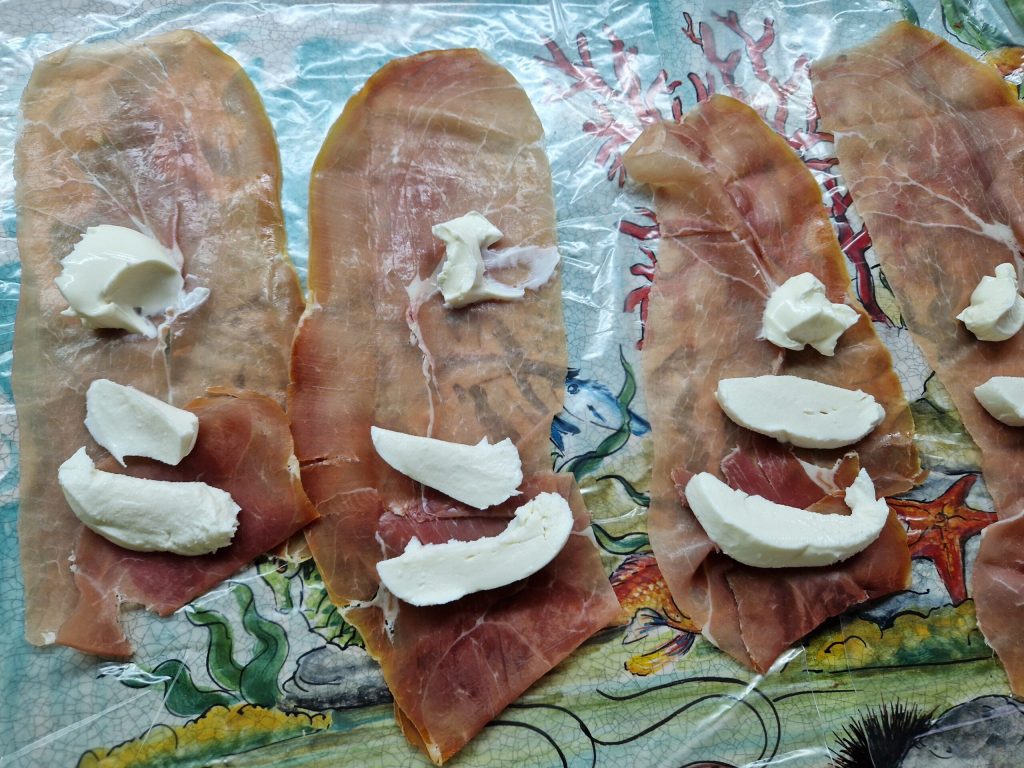 Die Schinken-Zucchini-Röllchen