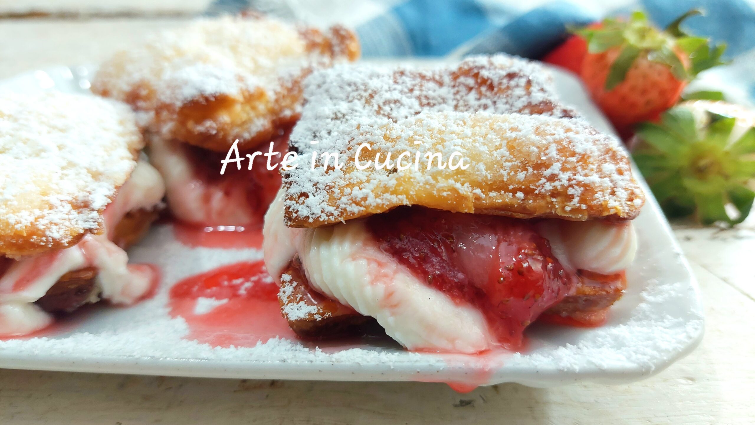 SPORCAMUSS ERDBEEREN UND MASCARPONE