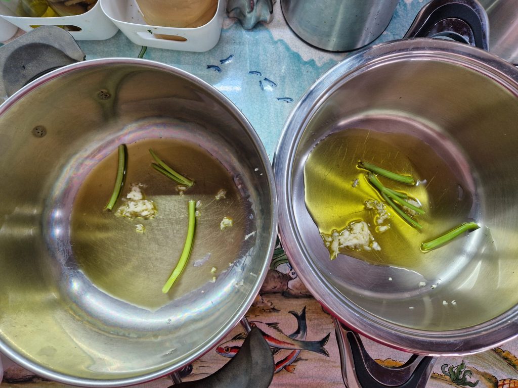 Knoblauch Petersilienstängel