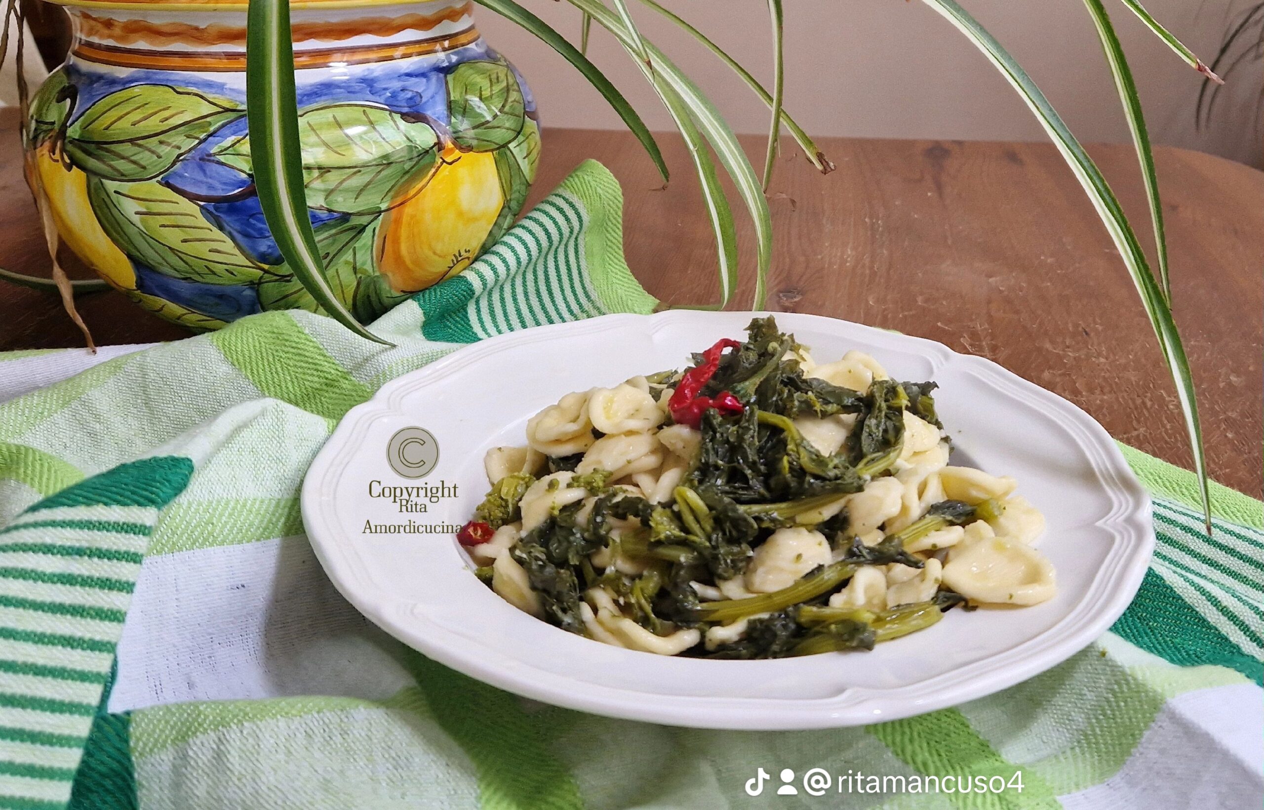 Orecchiette mit Stängelkohl