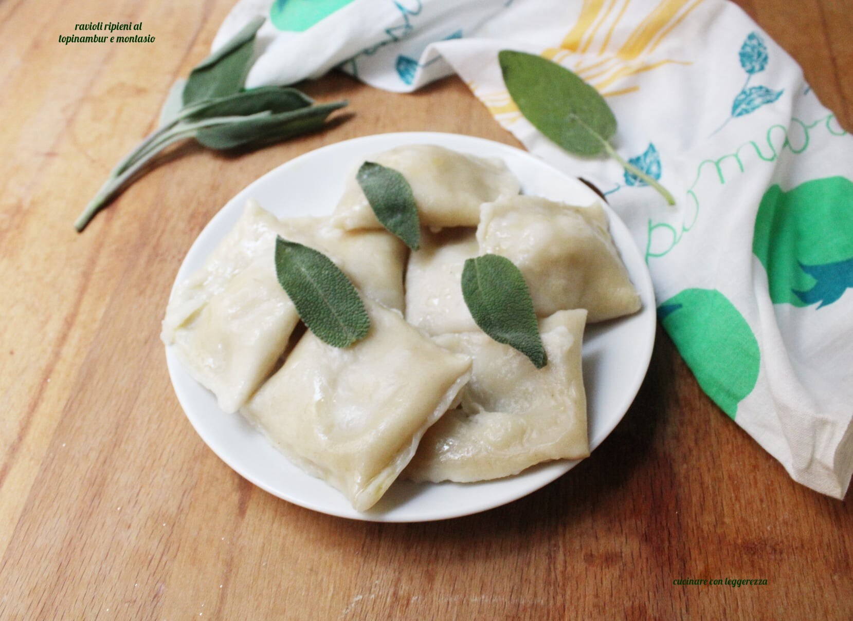 Ravioli gefüllt mit Topinambur und Montasio