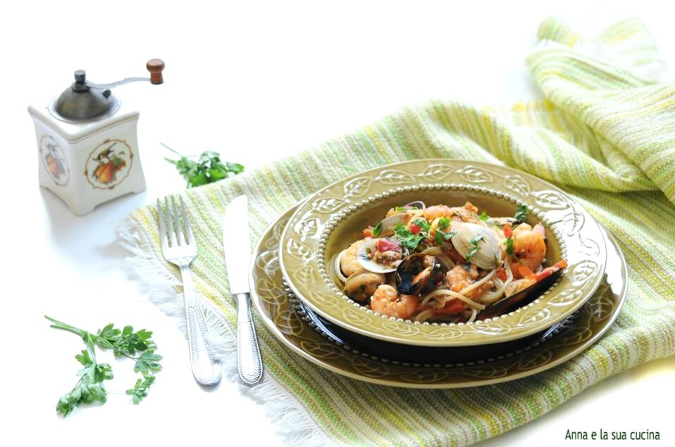 Spaghetti allo Scoglio mit Tomaten
