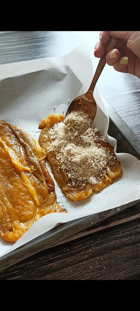 Paprika mit Panade bedeckt