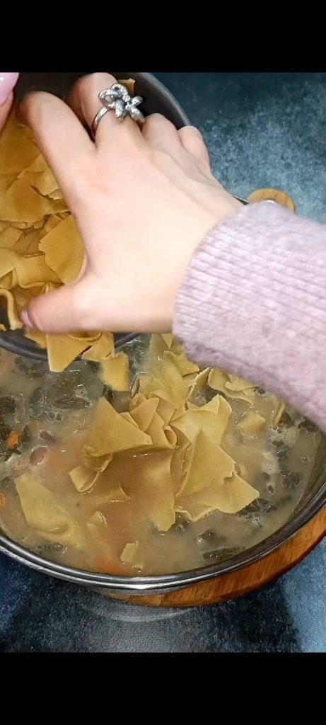 Wir geben die Pasta hinzu