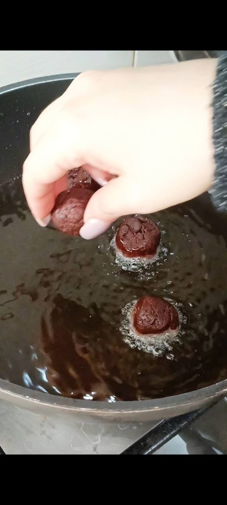 In heißem Öl frittieren