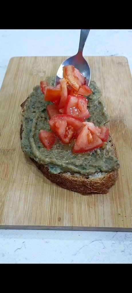 Wir montieren die Bruschetta