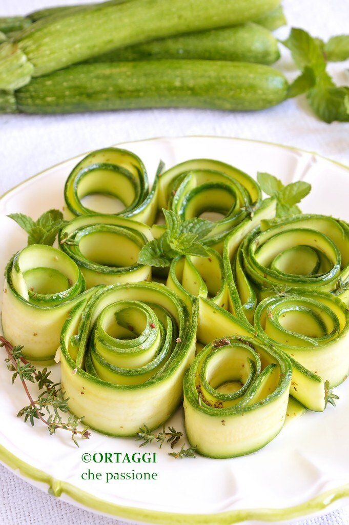 rohe marinierte Zucchini - ohne Kochen