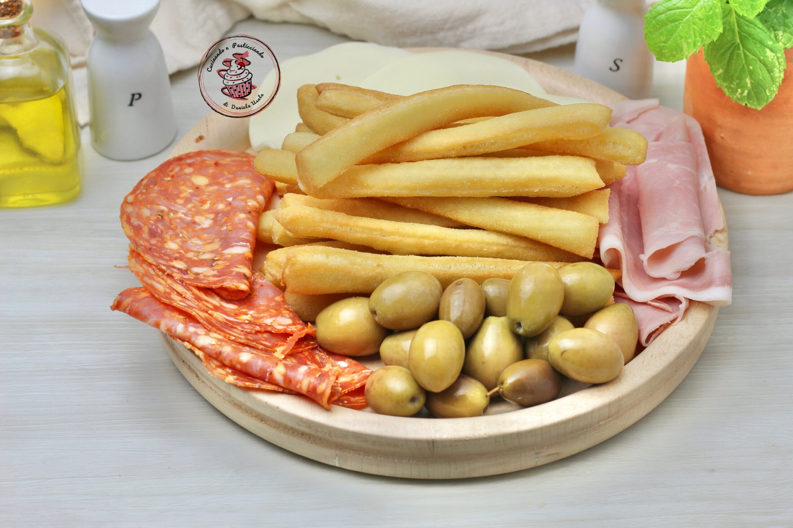 Frittierte Pizzagrissini