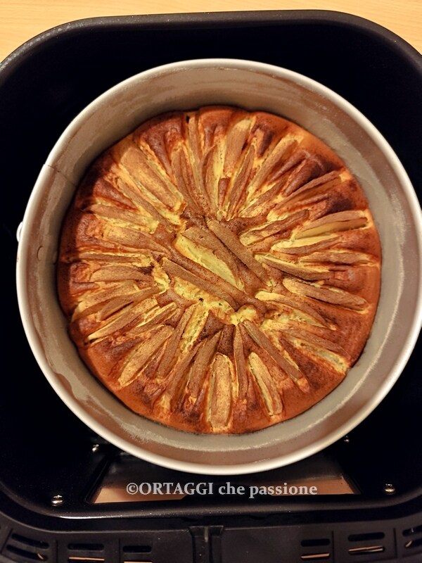 Apfelkuchen in der Heißluftfritteuse gebacken
