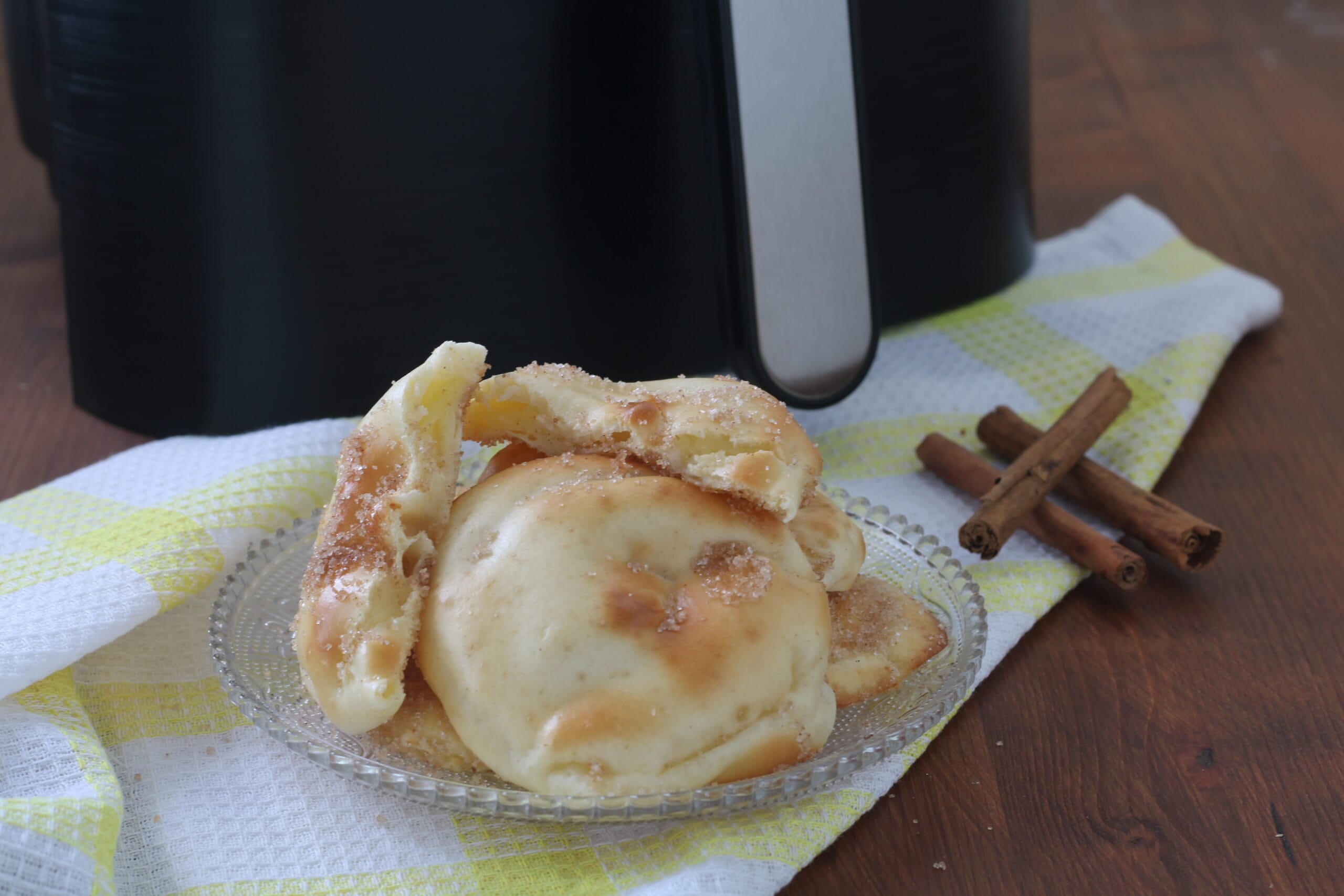 Apfelpfannkuchen in der Heißluftfritteuse