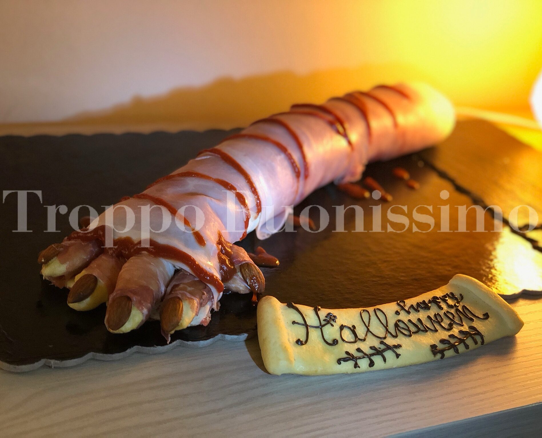 Halloween-Vorspeisenarm
