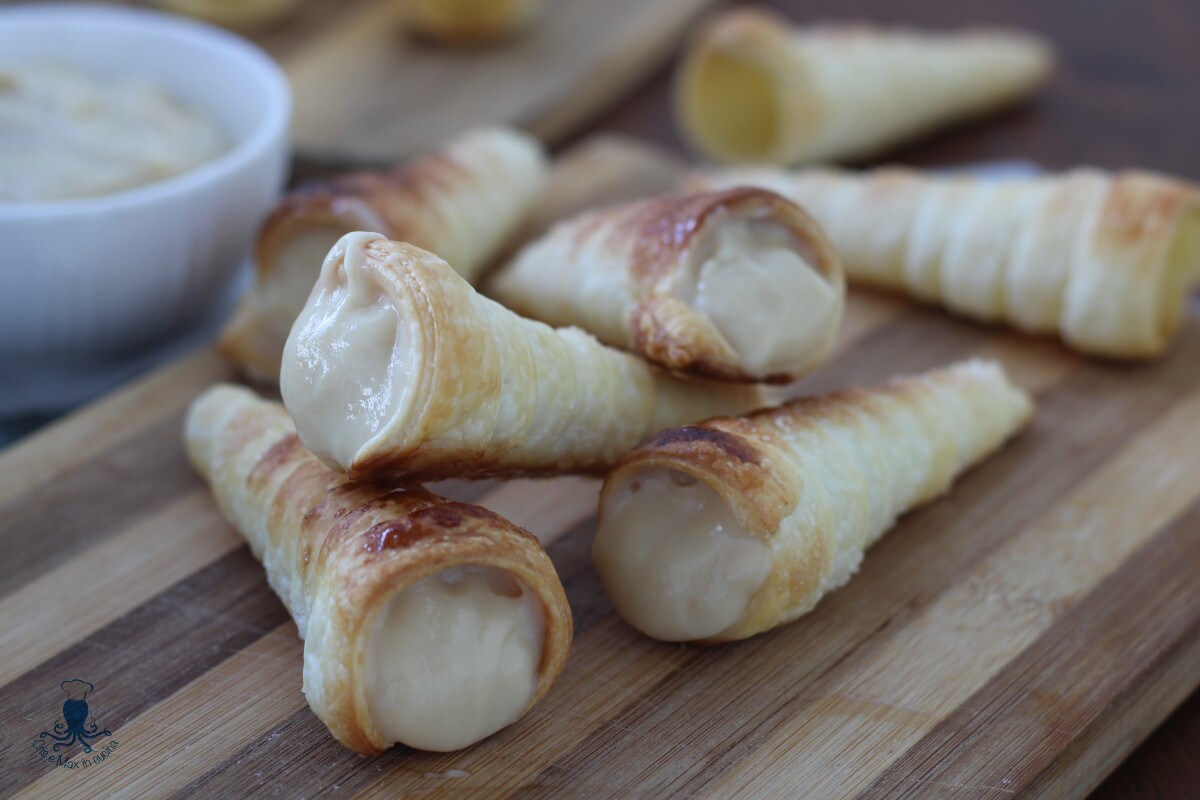 Blätterteig-Cannoli mit Zabaione