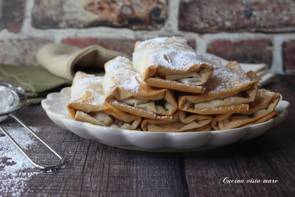 Blätterteigrollen mit Birnen Cucina vista mare