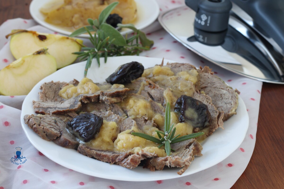 Braten mit Äpfeln und Pflaumen im Schnellkochtopf