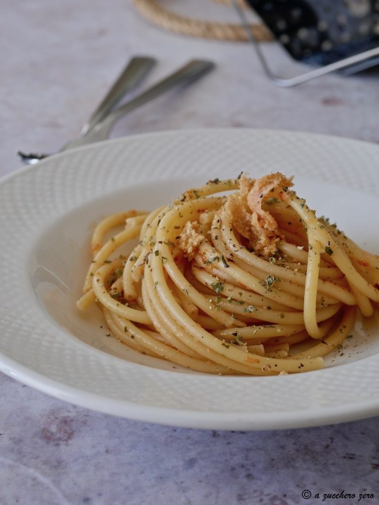 Bucatini mit Thunfisch-Bottarga und Oregano