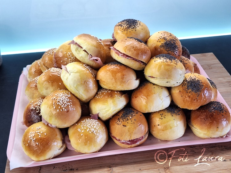 Weiche Milchbrötchen für Buffets: Einfaches Rezept mit perfekten Gehzeiten