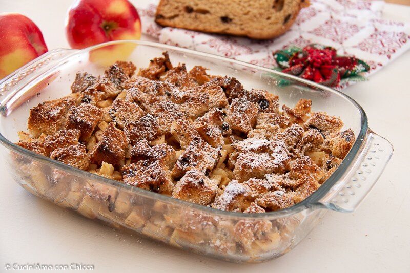 CRUMBLE AUS PANETTONE UND ÄPFELN