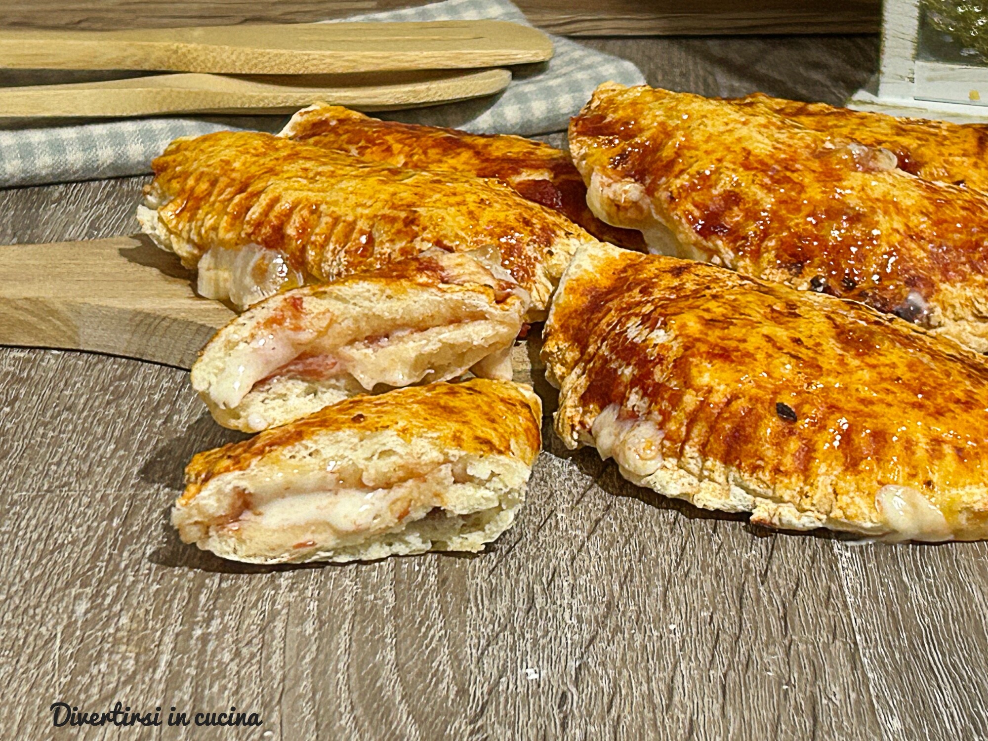 Calzoni ohne Gärung in der Heißluftfritteuse
