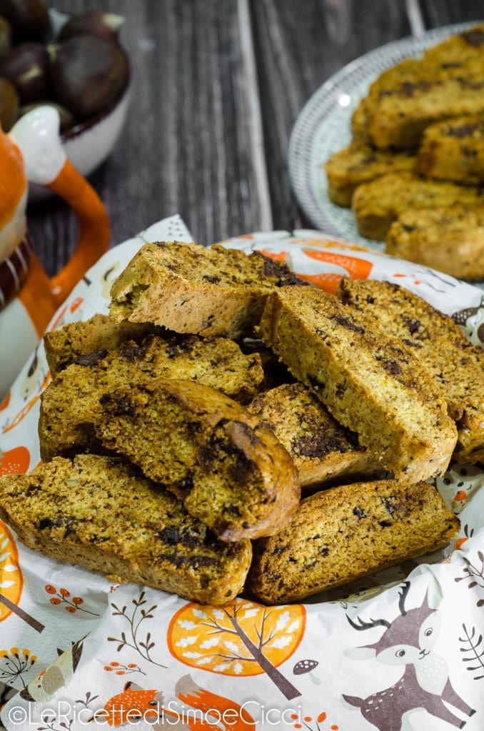 Cantucci mit Kastanien und Schokolade