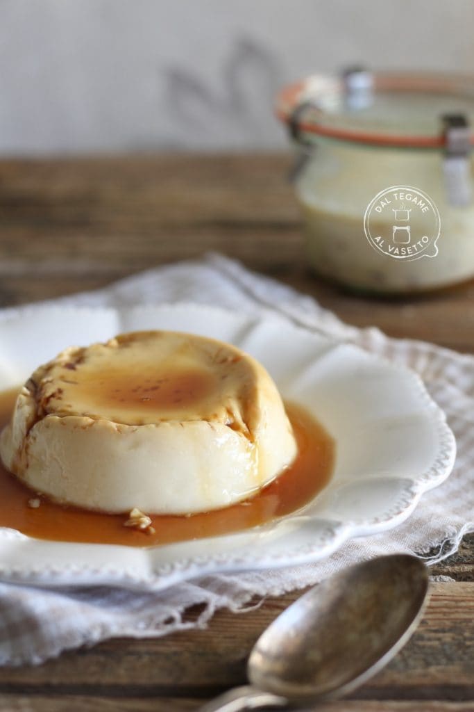 Crème Caramel im Glas gegart