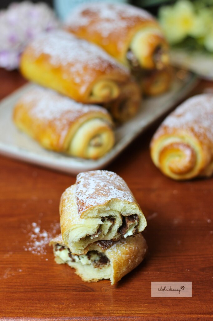idolcidisusy Schnelle Schokoladenbrötchen - ohne Blätterteig