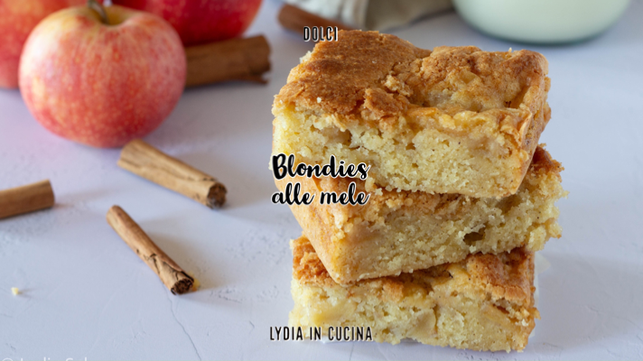 Blondies mit Äpfeln