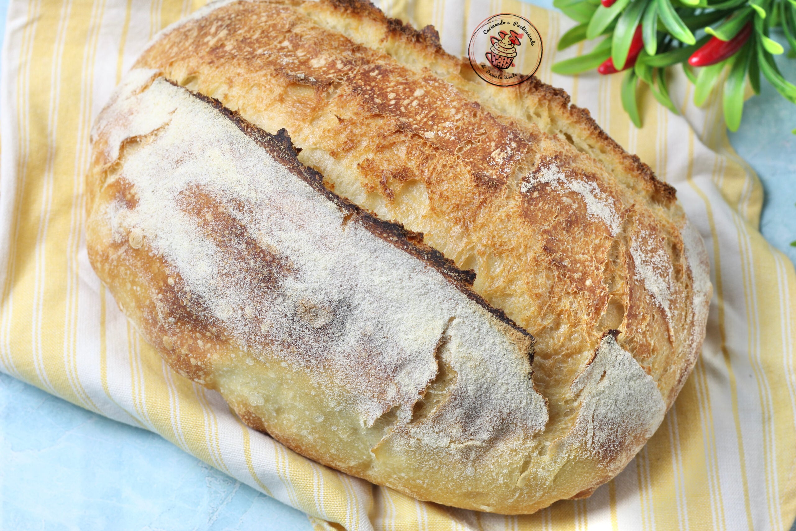 Hausgemachtes Brot 100% Hartweizengrieß mit Sauerteig