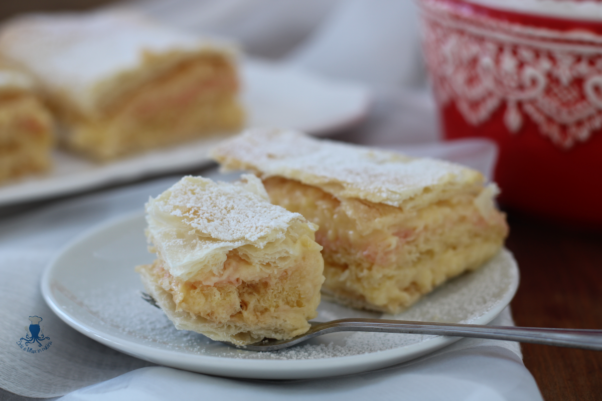 Diplomatentörtchen mit Pandoro, köstliches Rezept Schritt für Schritt.