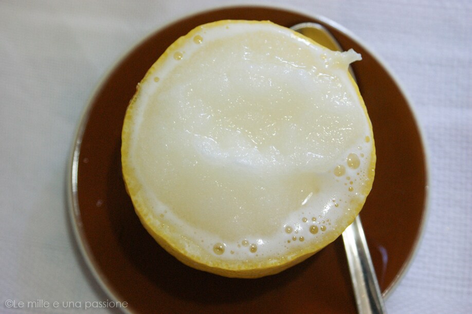 Cremiges Zitronensorbet: Das perfekte Rezept für ein frisches und erfrischendes Dessert