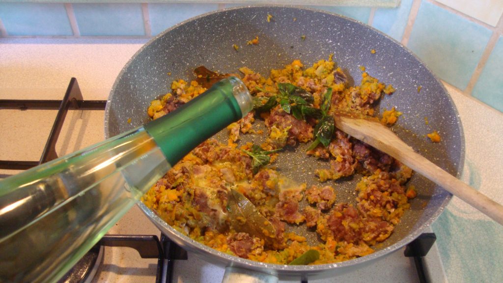 Eiernudeln mit schnellem Ragù