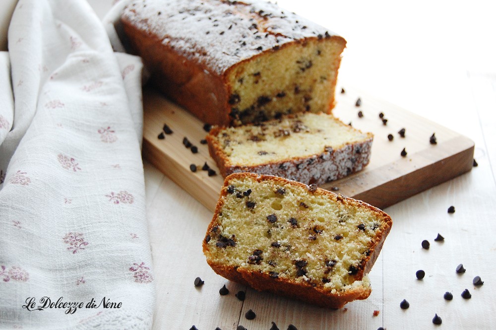 SAHNE-PLUMCAKE MIT SCHOKOLADE