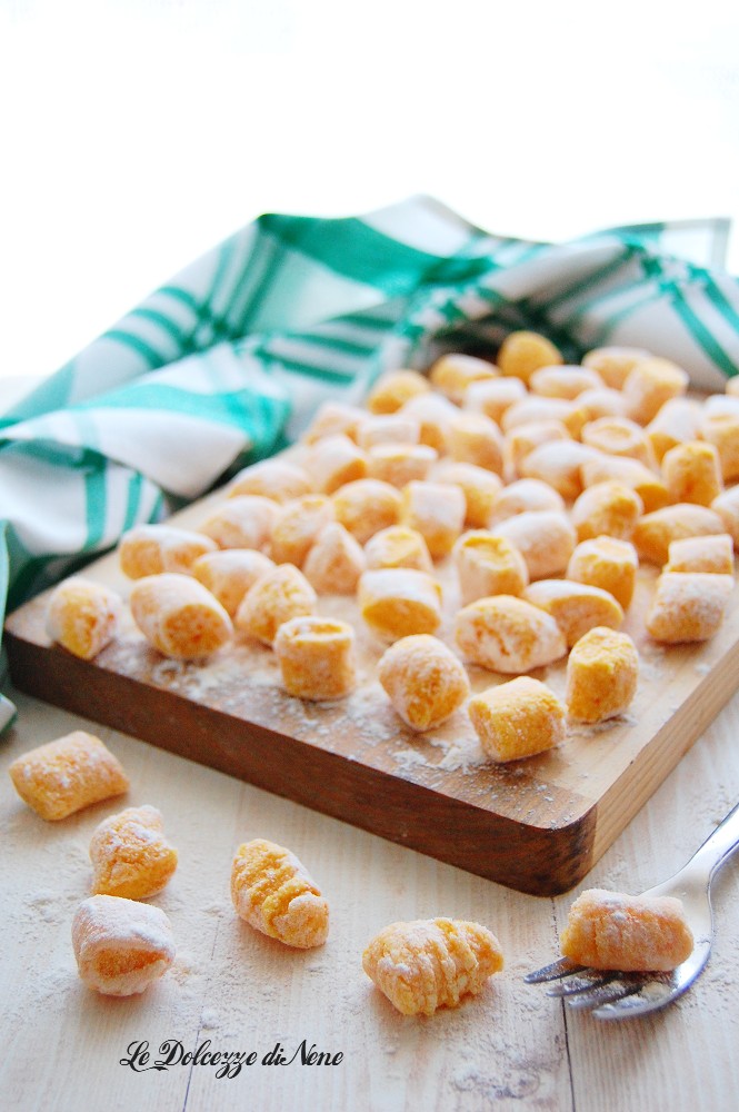 wie man Kürbisgnocchi macht