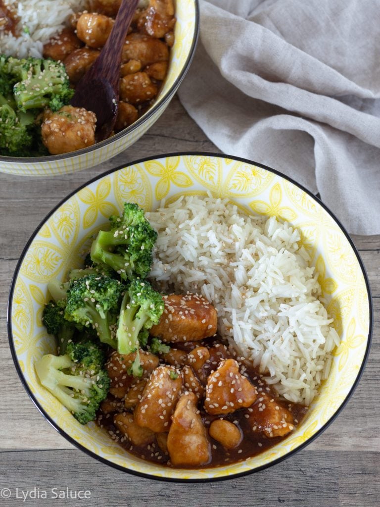 Hähnchen mit Cashewnüssen