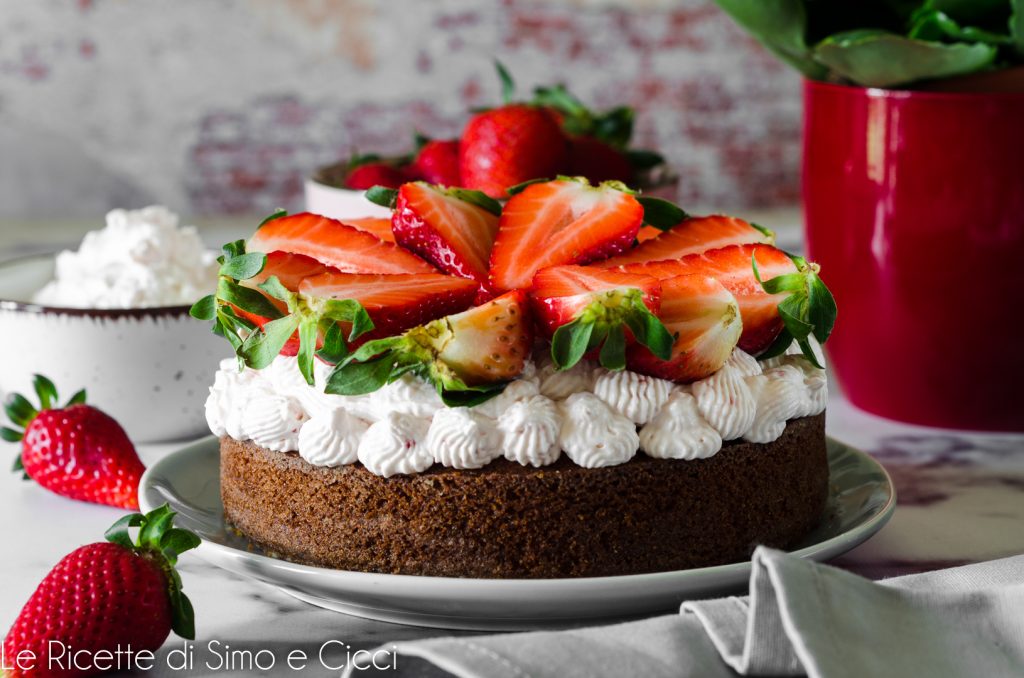 Erdbeer-Mascarpone-Sahnetorte
