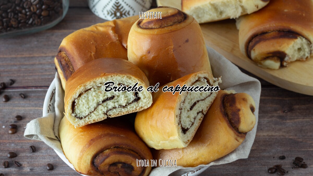Weiche und Duftende Cappuccino-Brioche