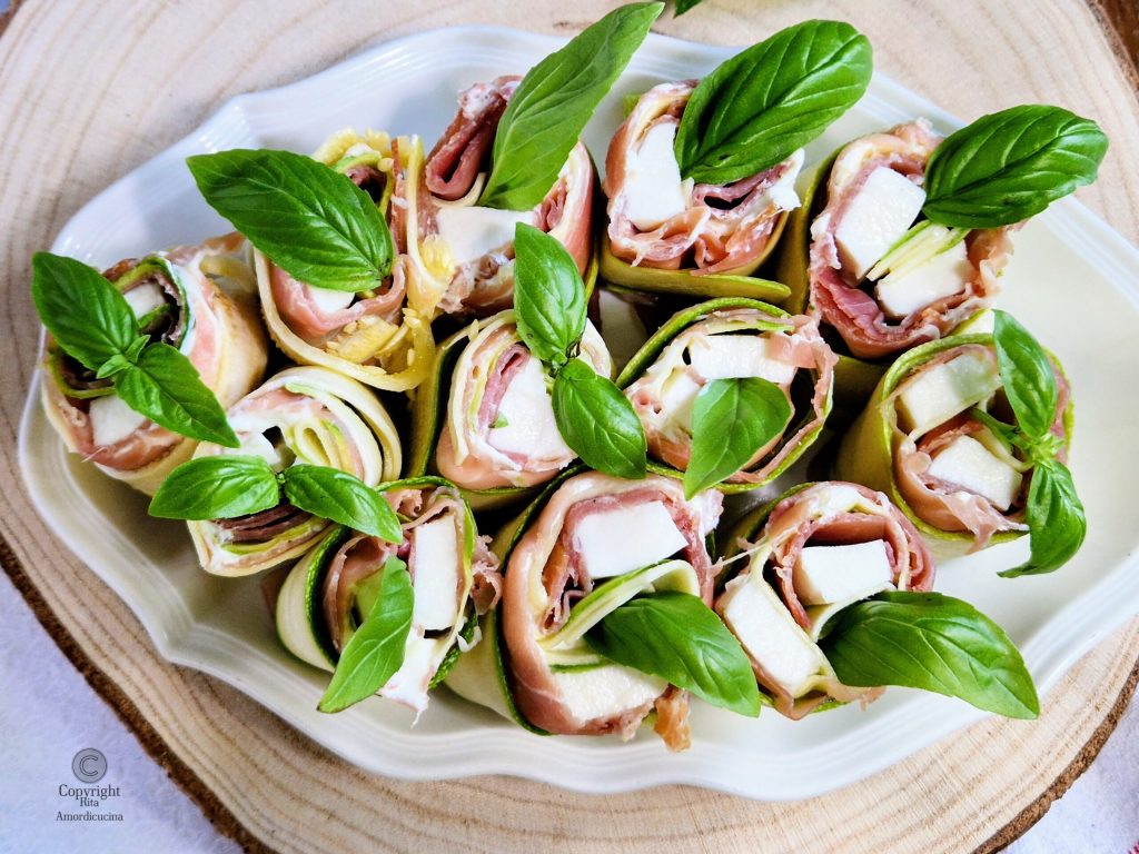Die Schinken-Zucchini-Röllchen