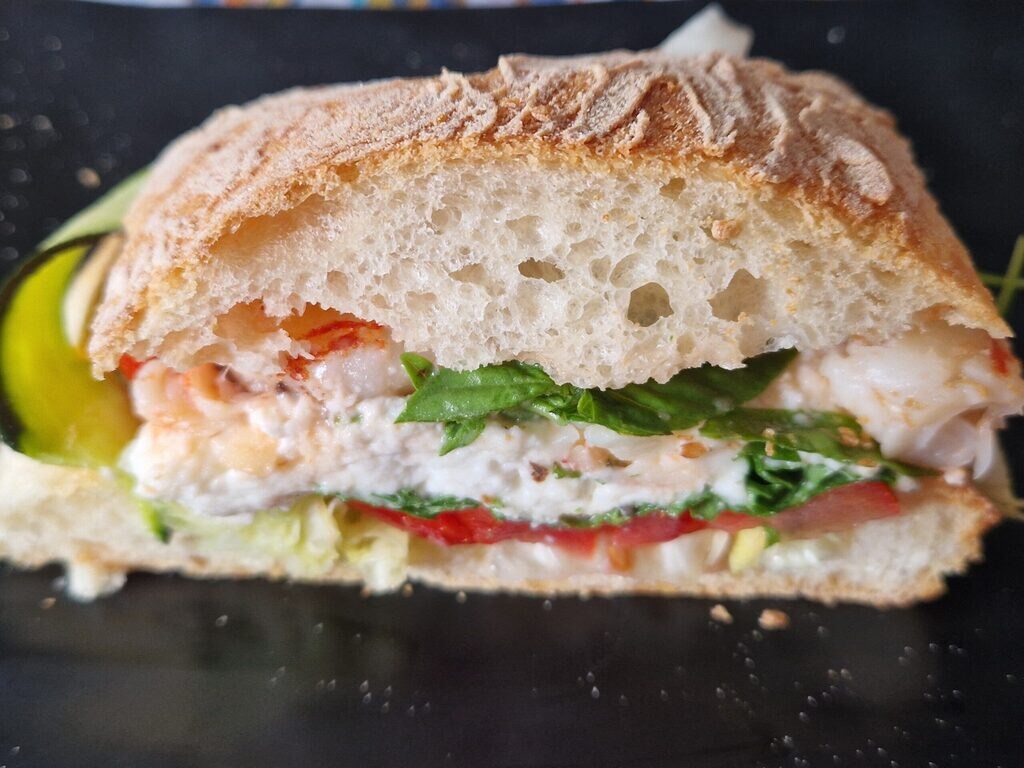 "Naxos" das Sandwich des sizilianischen Sommers