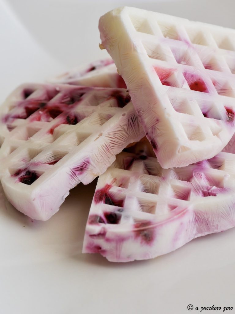 Frozen Yogurt Bark gefrorene Joghurt-Riegel mit Früchten