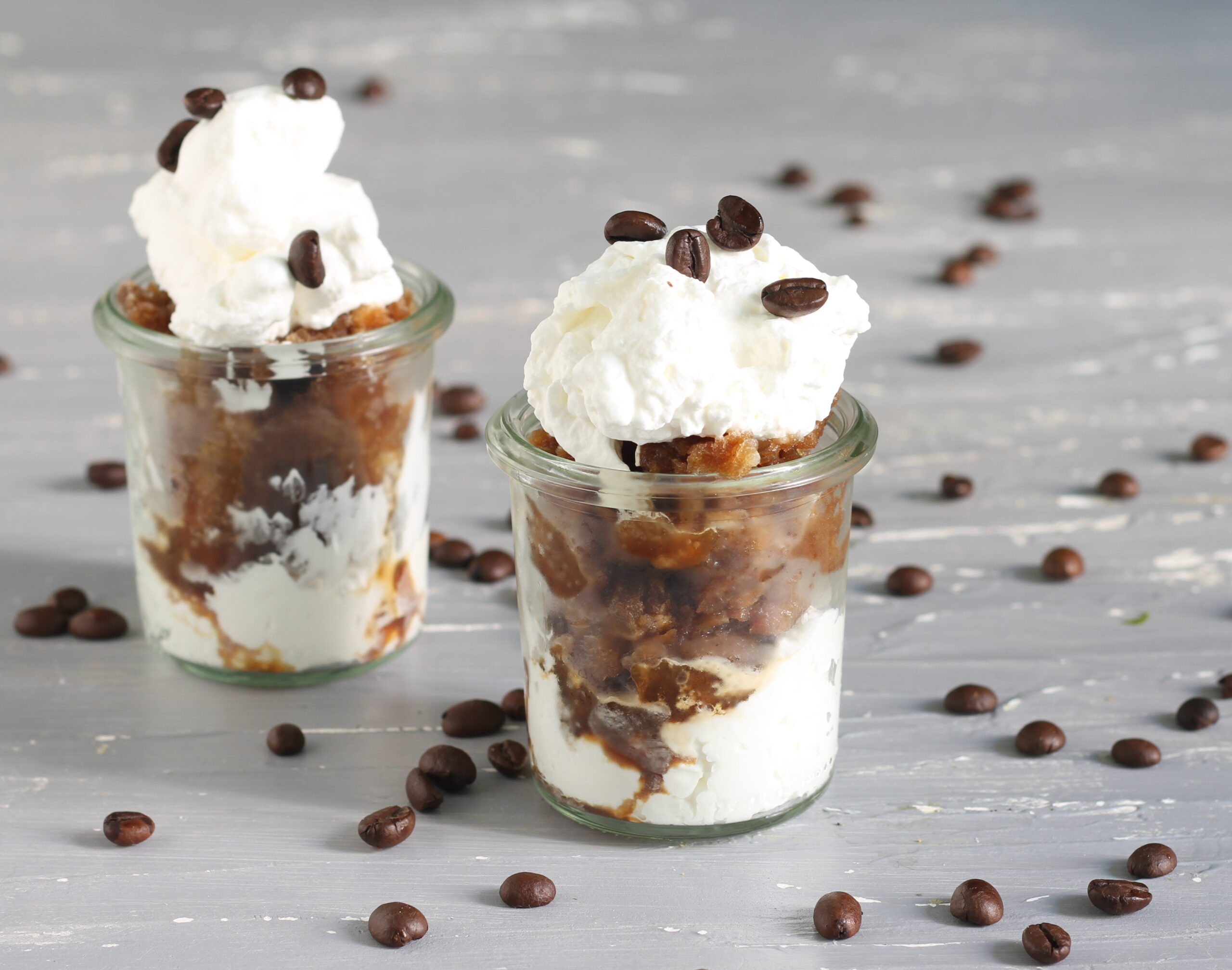 Kaffeegranita mit Schlagsahne
