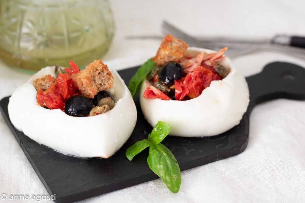 Gefüllte Mozzarella, leckeres Rezept ohne Kochen