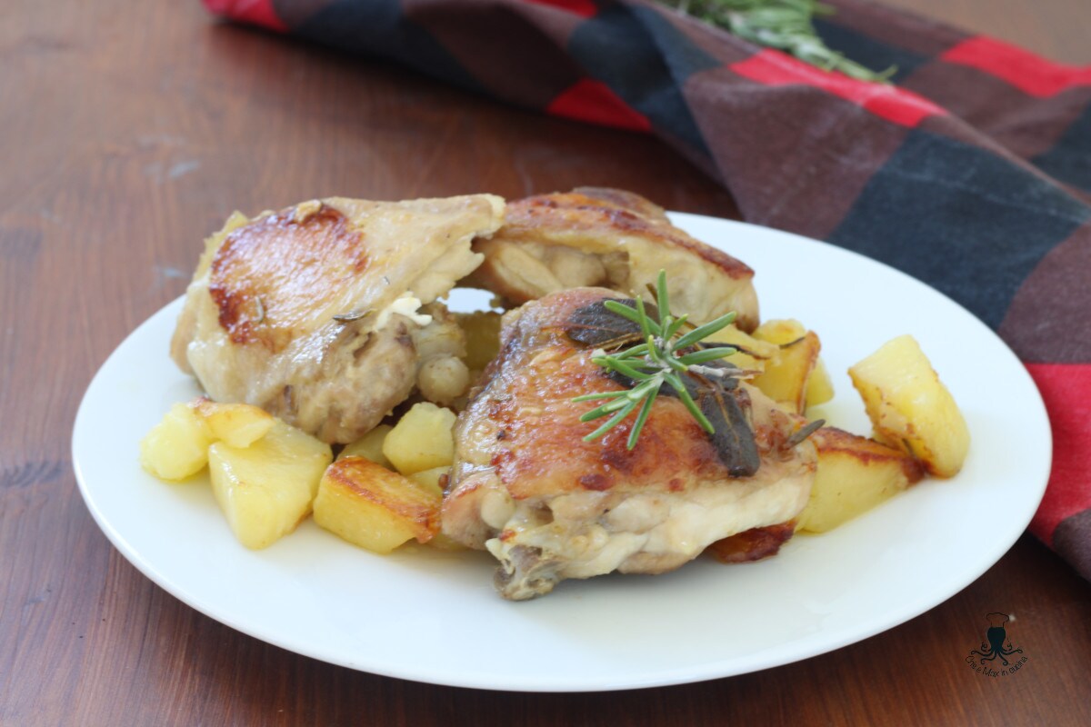 Hähnchen und Kartoffeln in der Pfanne wie im Ofen, einfaches Rezept