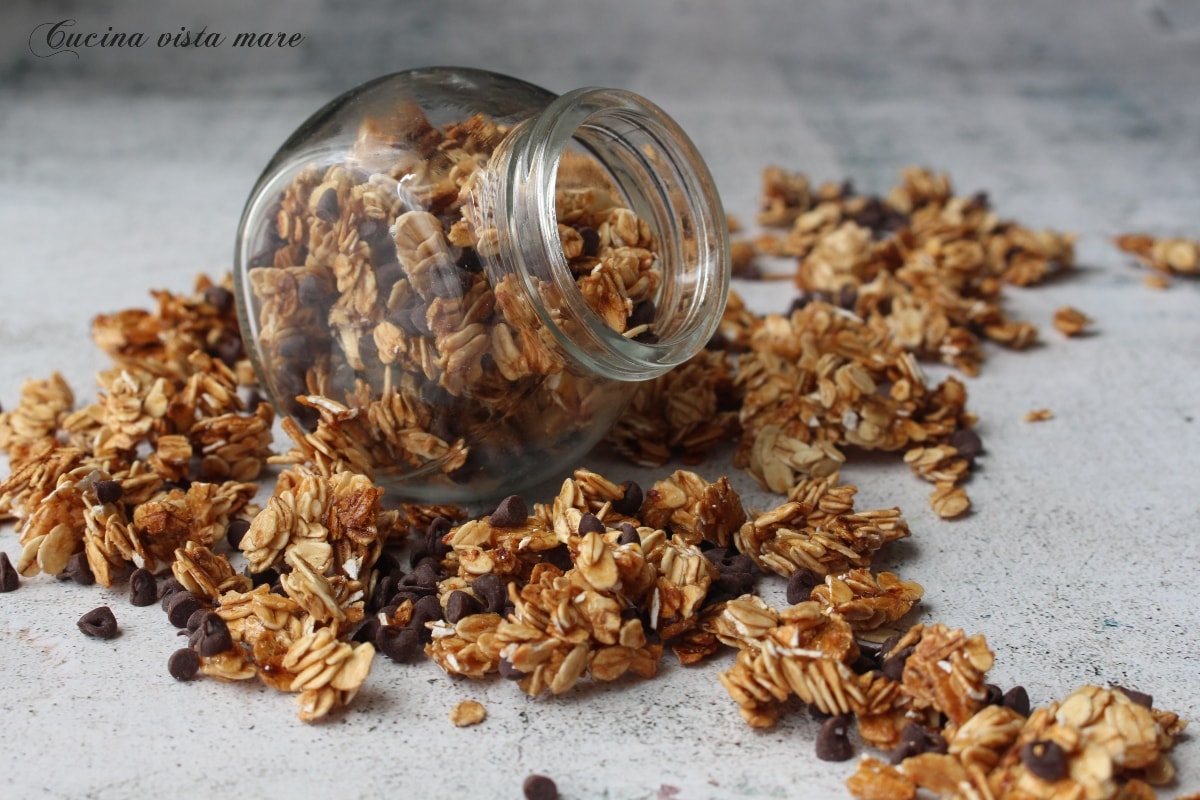 Hausgemachtes Hafer-Granola