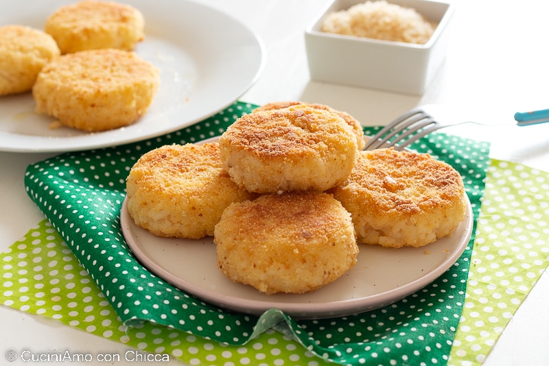Herzhafte Reisplätzchen