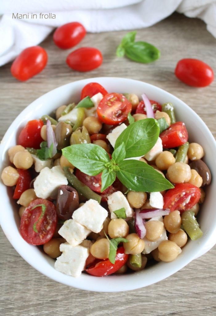 Kichererbsen-Tomaten-Feta-Salat