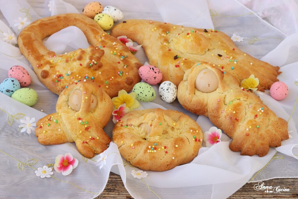 Kalabrische Cudduraci, Ostergebäck mit Wermut