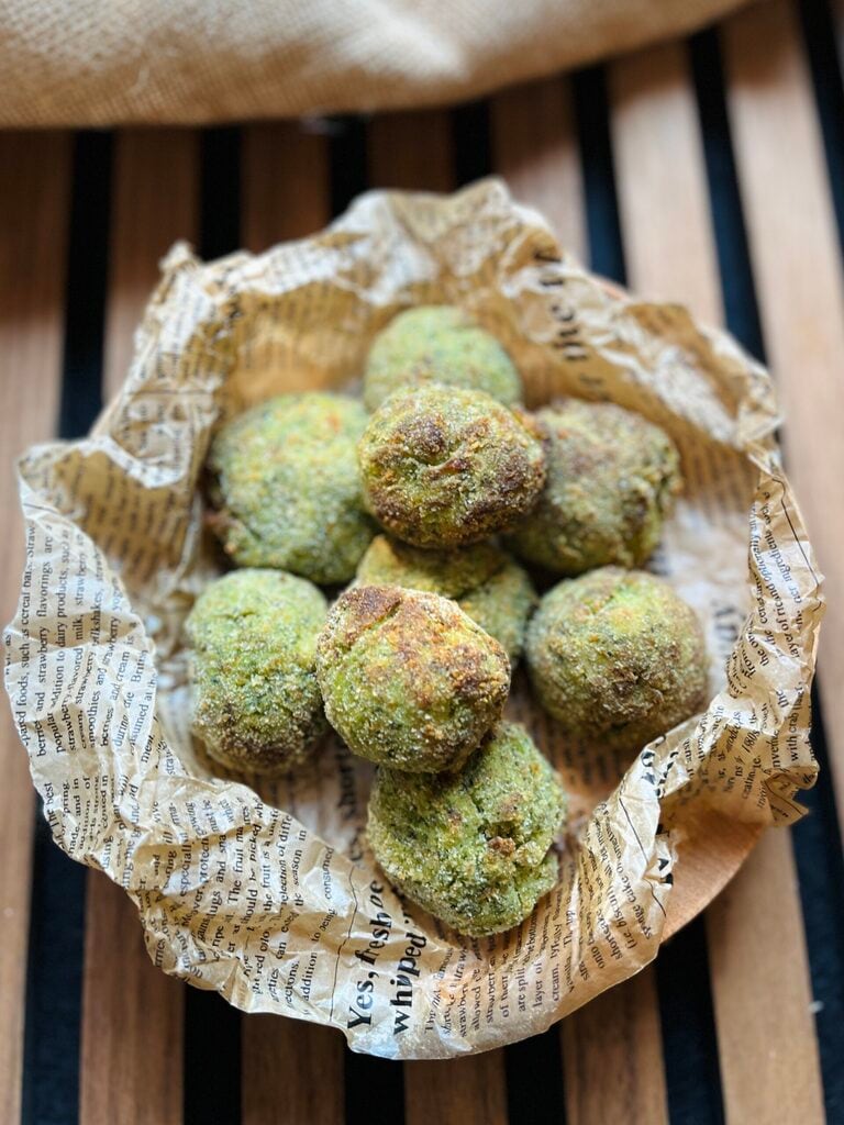 Brokkoli-Frikadellen in der Heißluftfritteuse